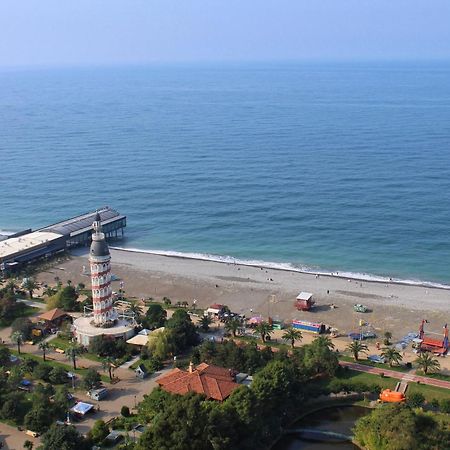 Best Location Apartments In Батуми Экстерьер фото