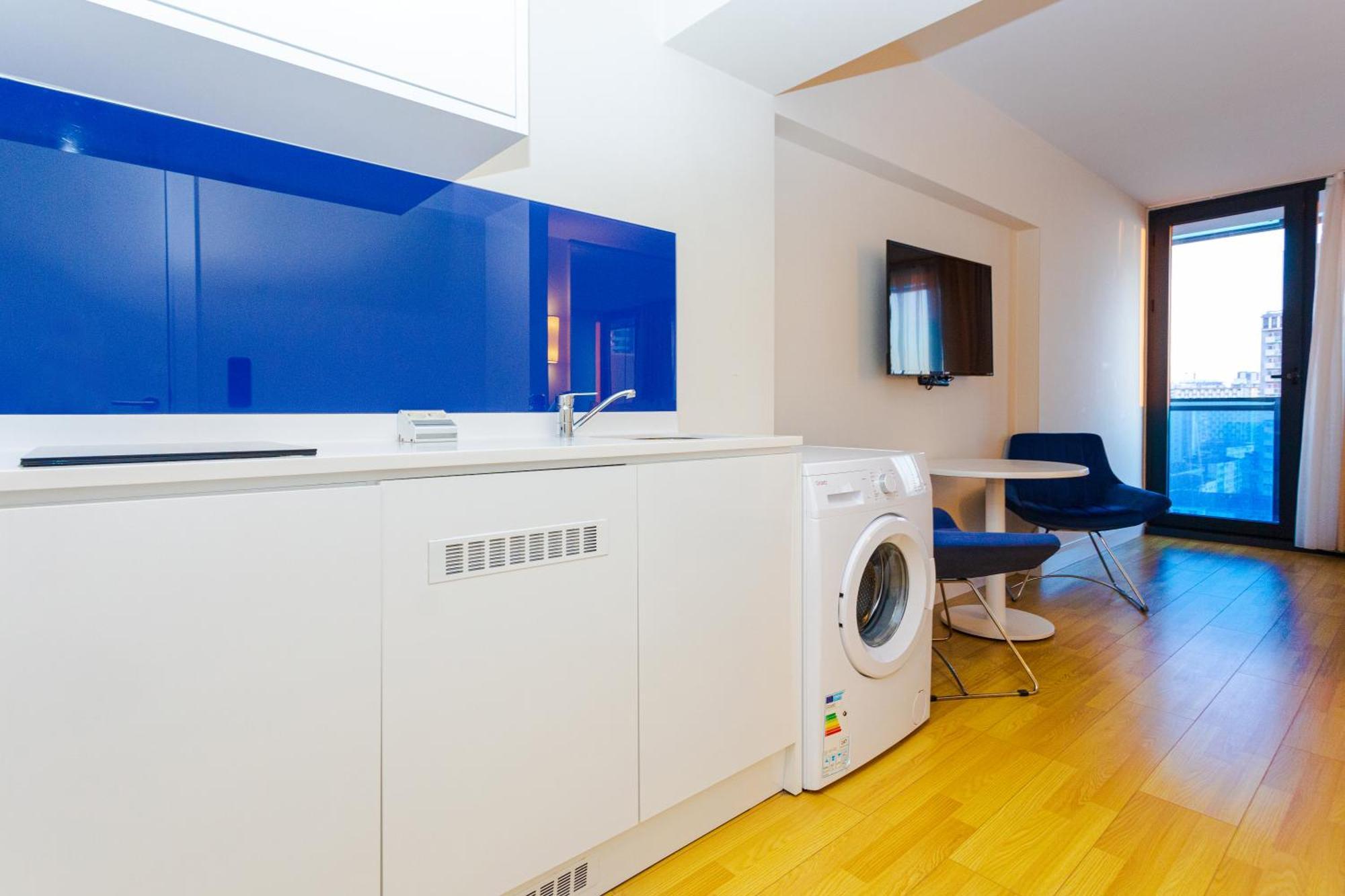Best Location Apartments In Батуми Экстерьер фото