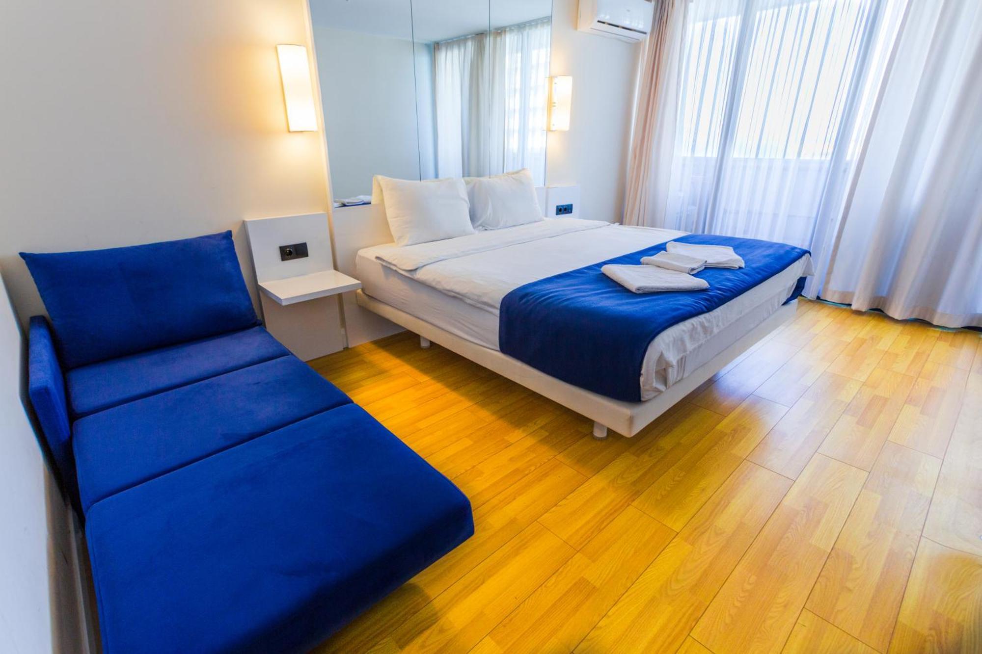 Best Location Apartments In Батуми Экстерьер фото