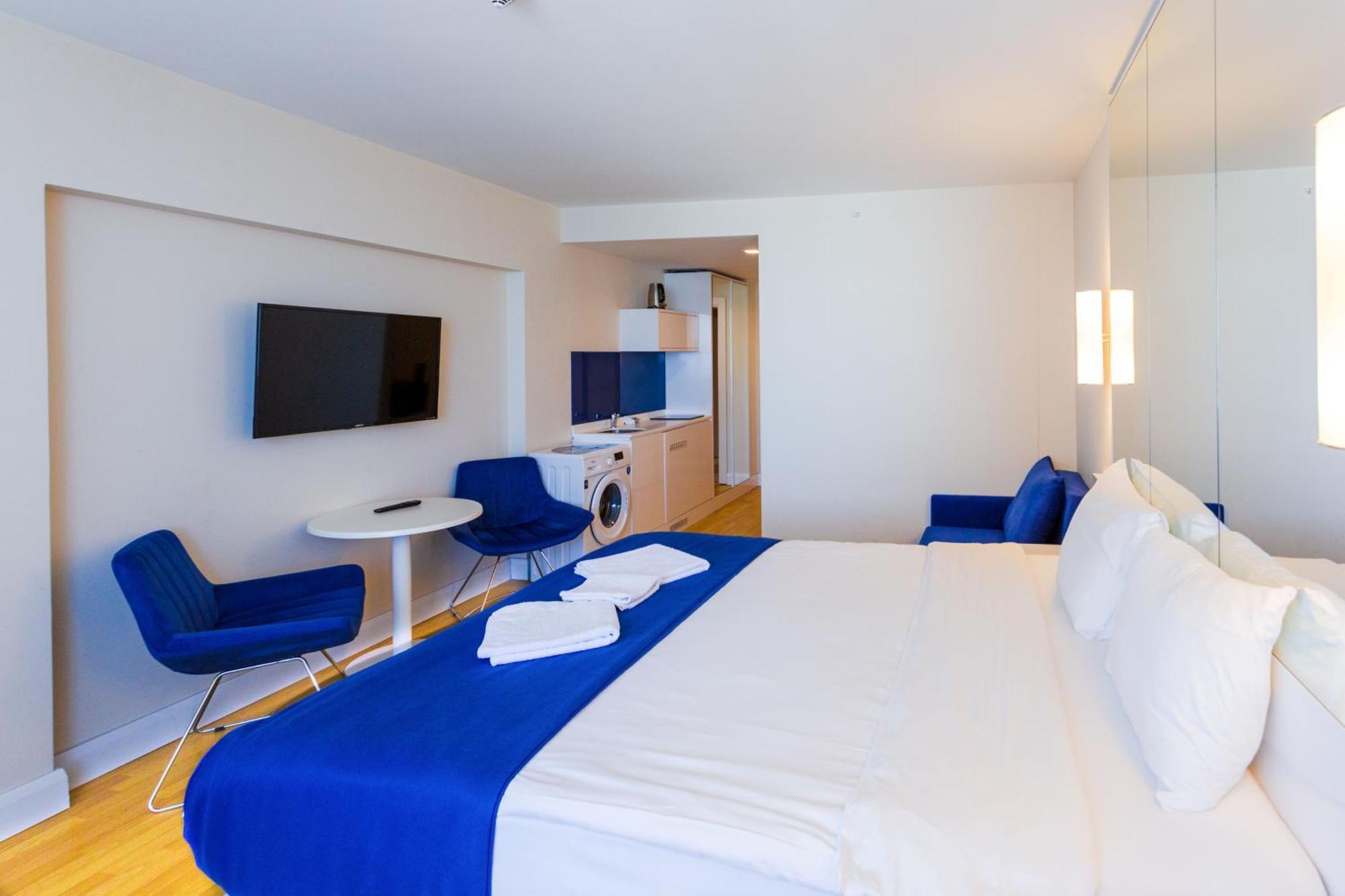 Best Location Apartments In Батуми Экстерьер фото