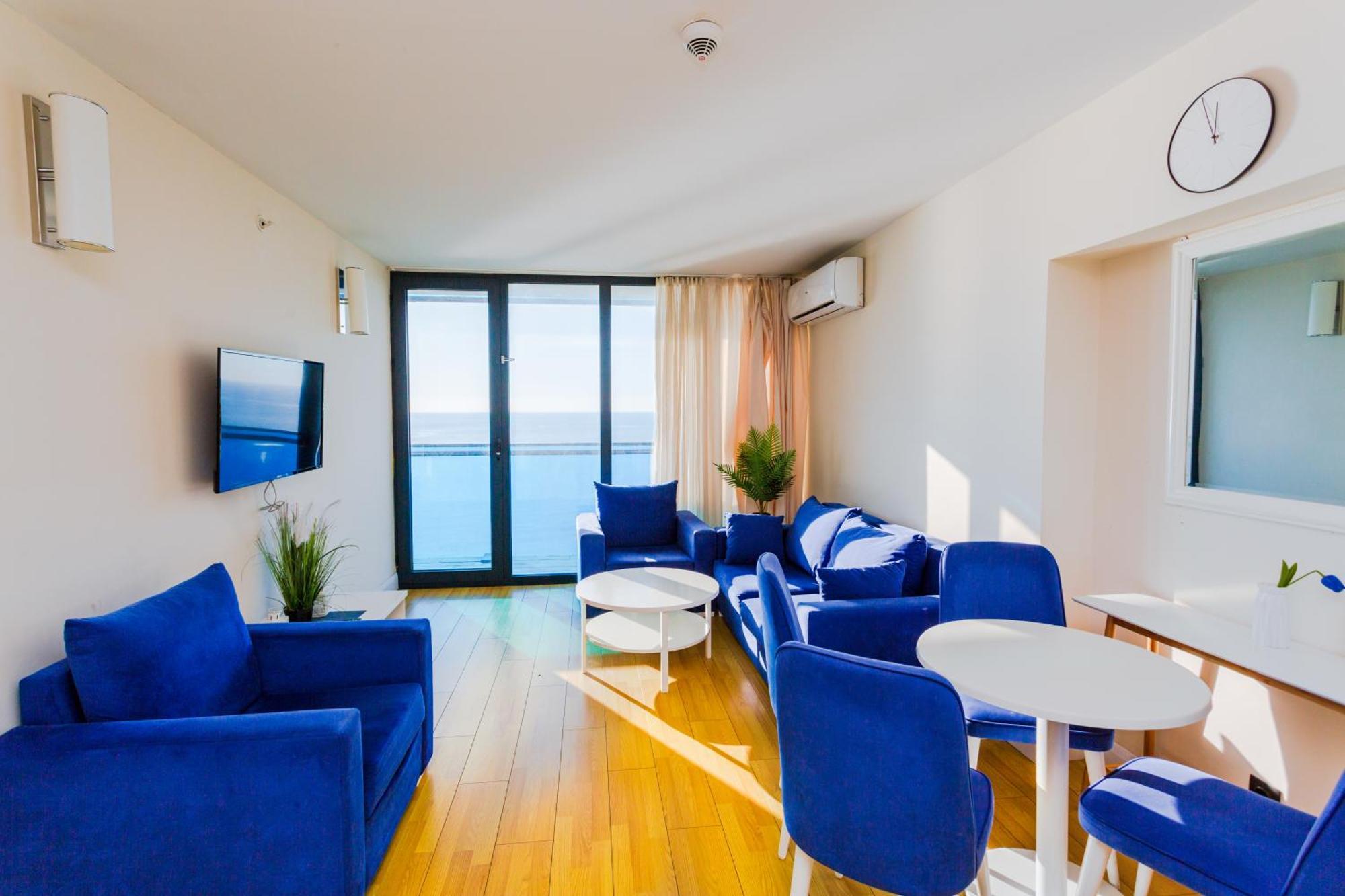 Best Location Apartments In Батуми Экстерьер фото