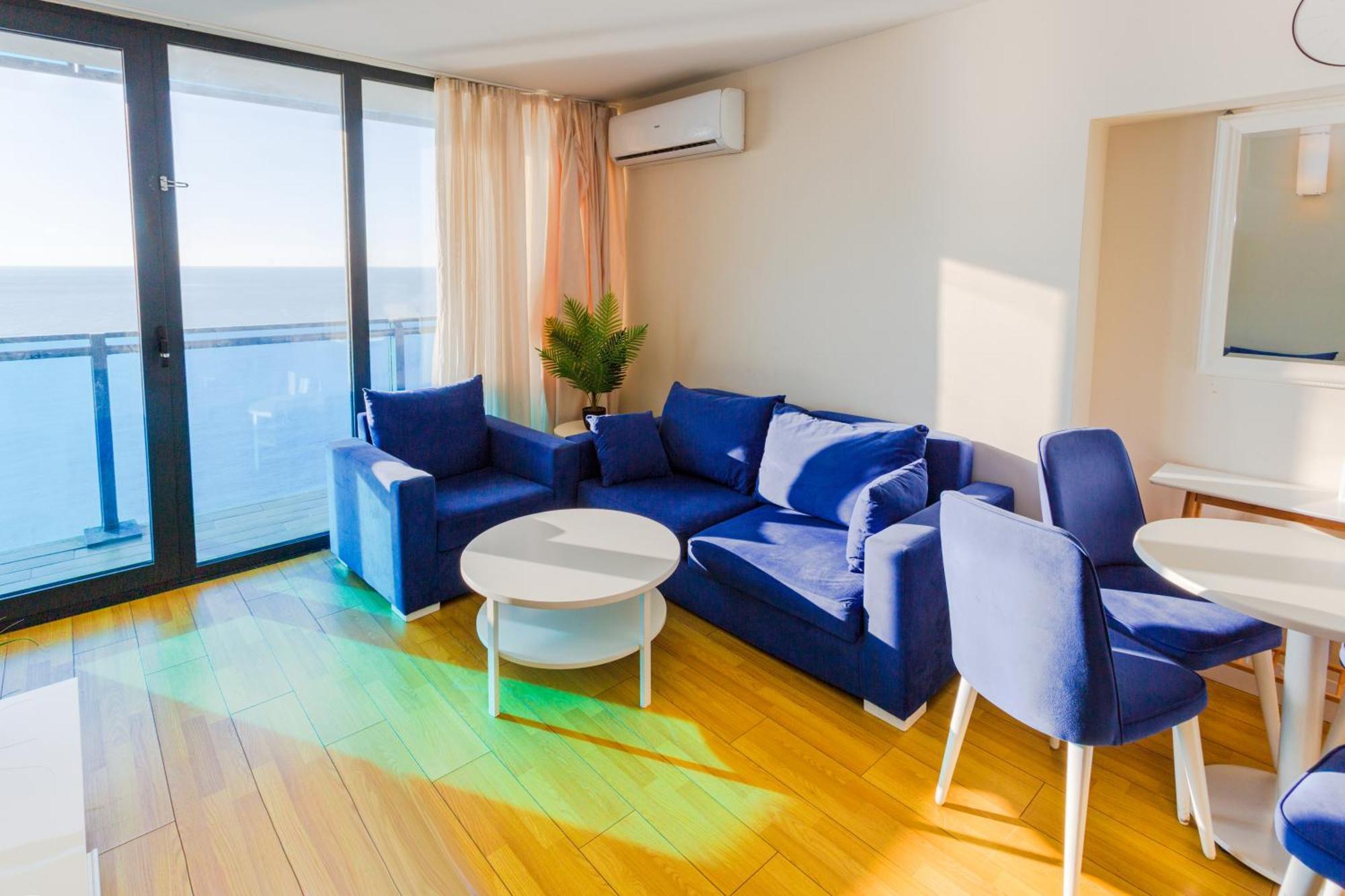 Best Location Apartments In Батуми Экстерьер фото