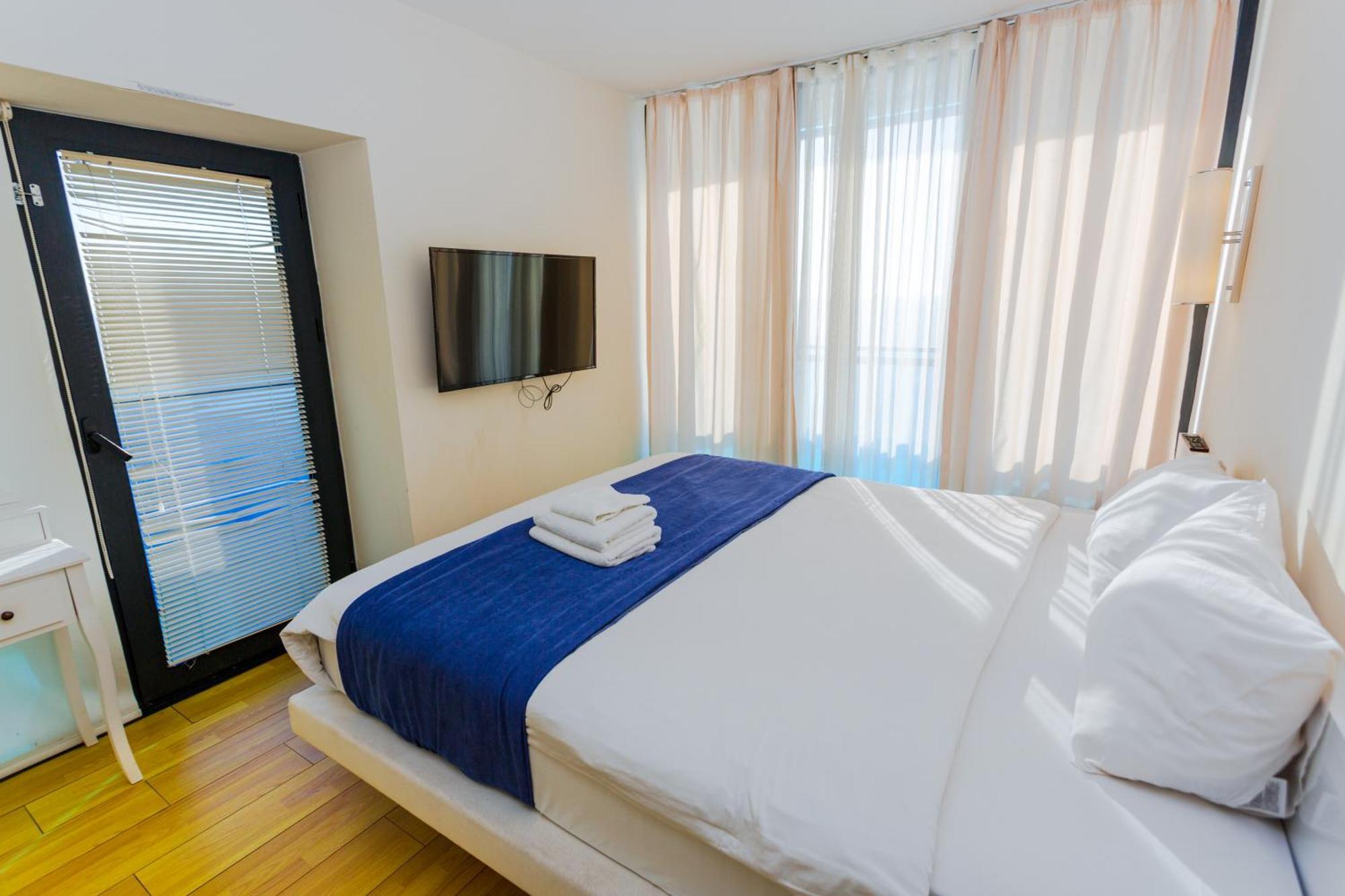 Best Location Apartments In Батуми Экстерьер фото
