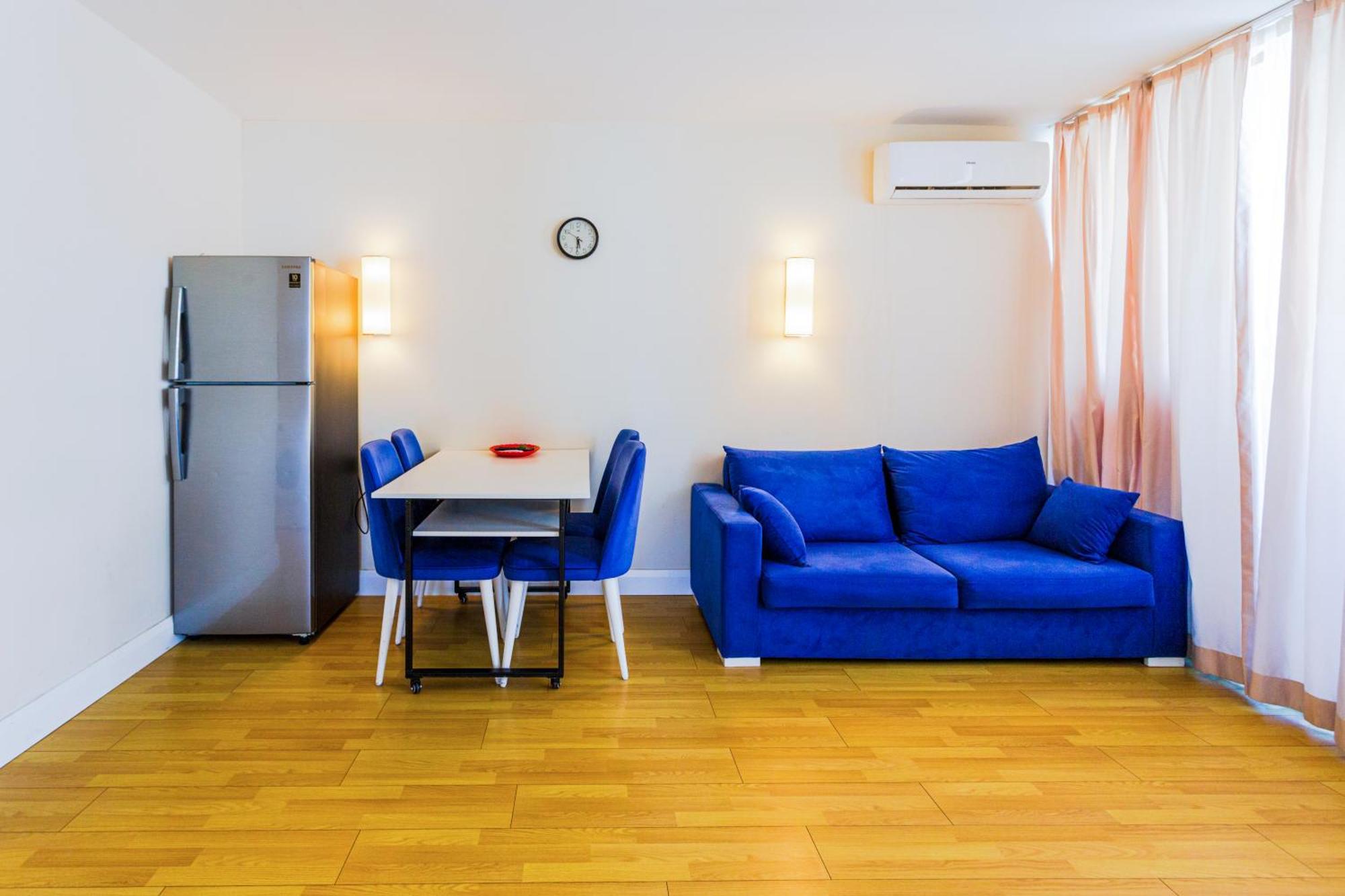 Best Location Apartments In Батуми Экстерьер фото