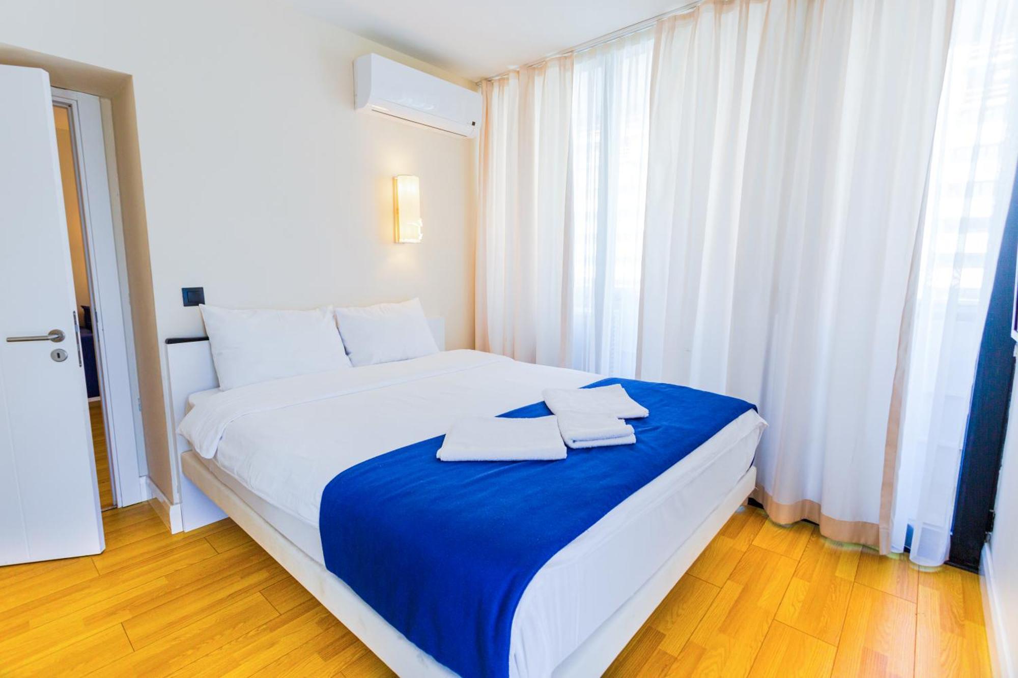 Best Location Apartments In Батуми Экстерьер фото