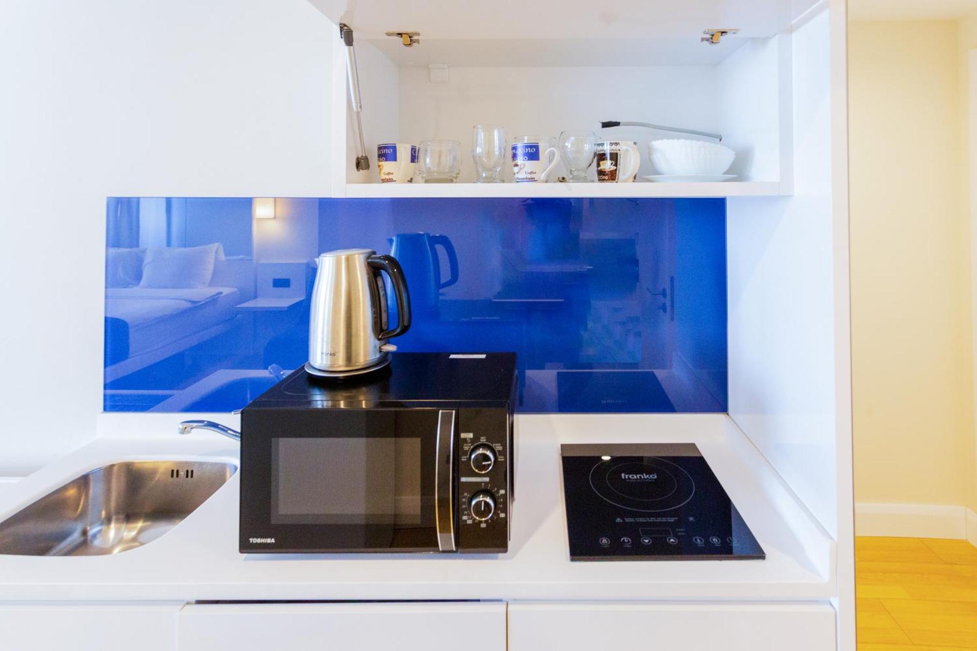 Best Location Apartments In Батуми Номер фото
